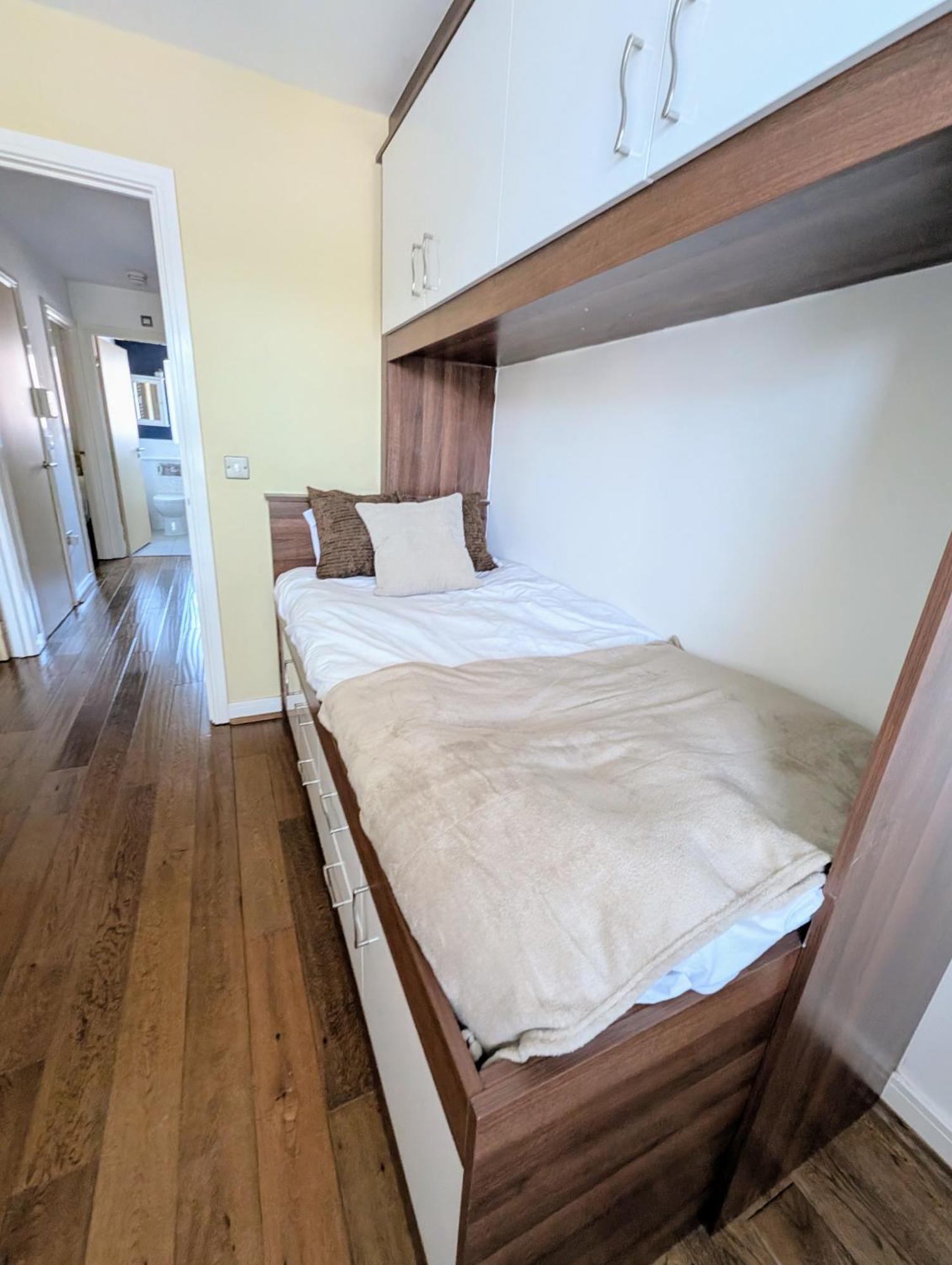 Modern Townhouse Near Coop Live Etihad Villa Manchester Buitenkant foto